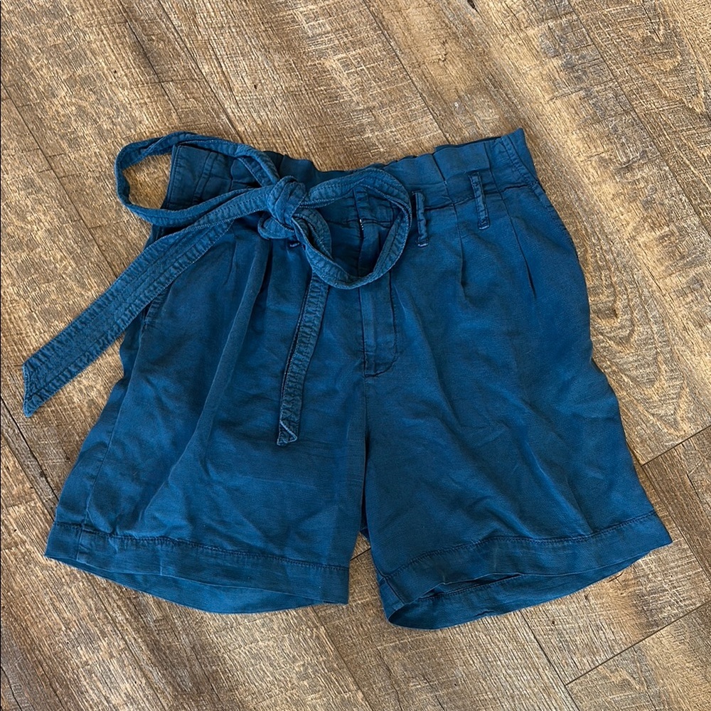 Anthropologie Women's Blue Tie-Waist Shorts